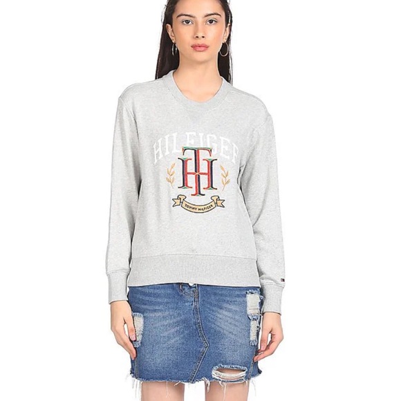 Tommy Hilfiger Women’s Sweatshirt - Picture 4 of 8